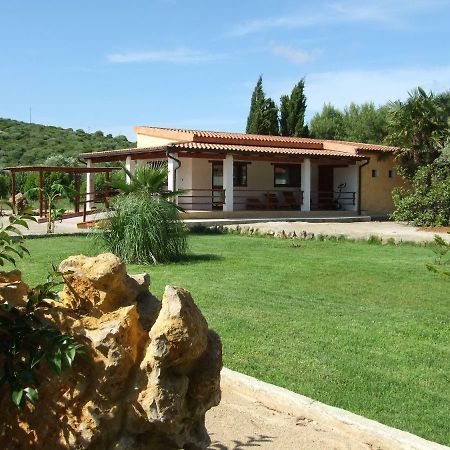Agriturismo Corallo Santa Maria la Palma Exterior photo